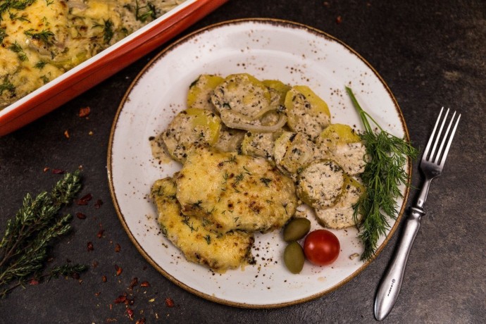 Сочное мясо и нежная картошечка Сочное мясо и нежная картошечка