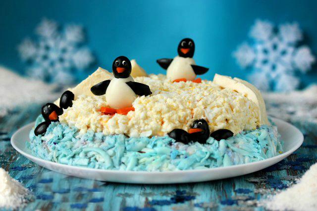 Новогодний салат «Пингвины»