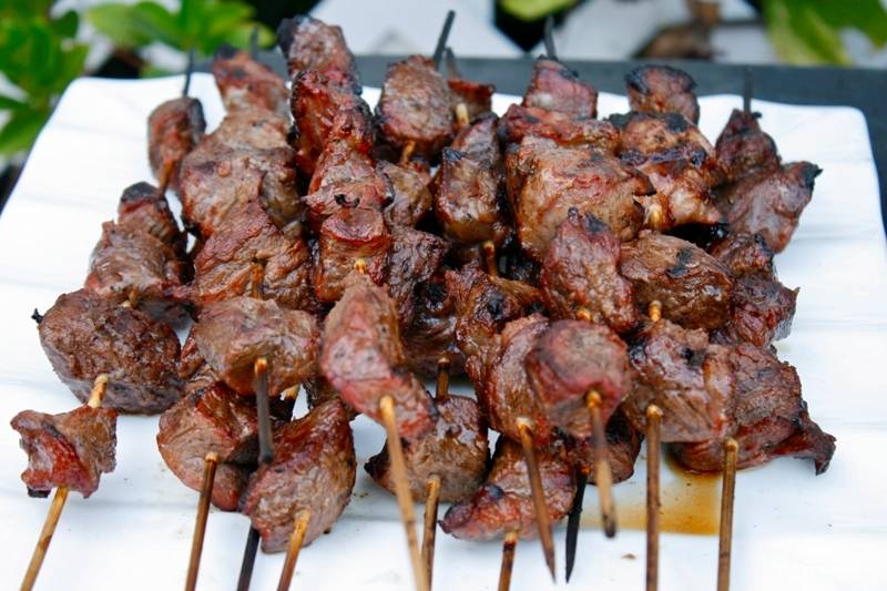 Шашлык из баранины с киви Шашлык из баранины с киви