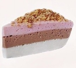 Клубнично-шоколадно-ванильный творожный десерт