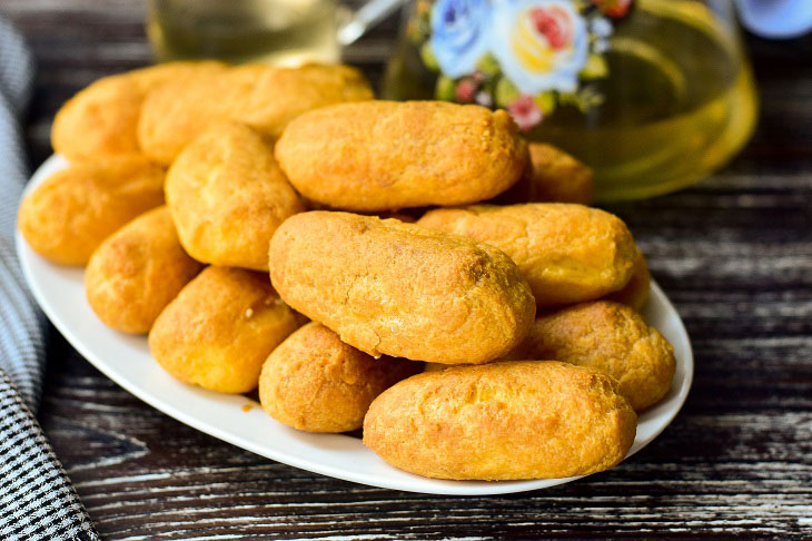 Вкусные эклеры со сливочным кремом Вкусные эклеры со сливочным кремом