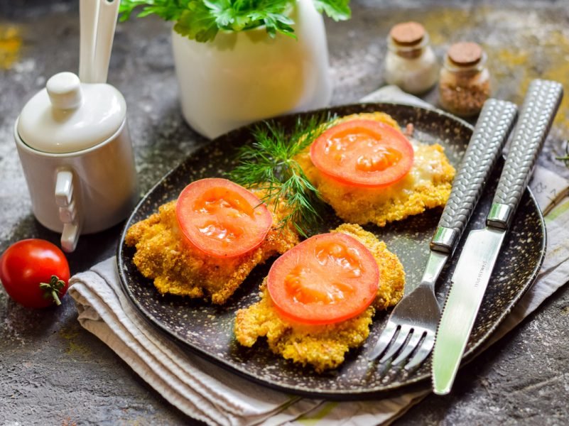 Шницель по-милански