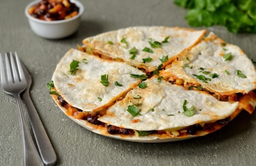 Тортилья с начинкой