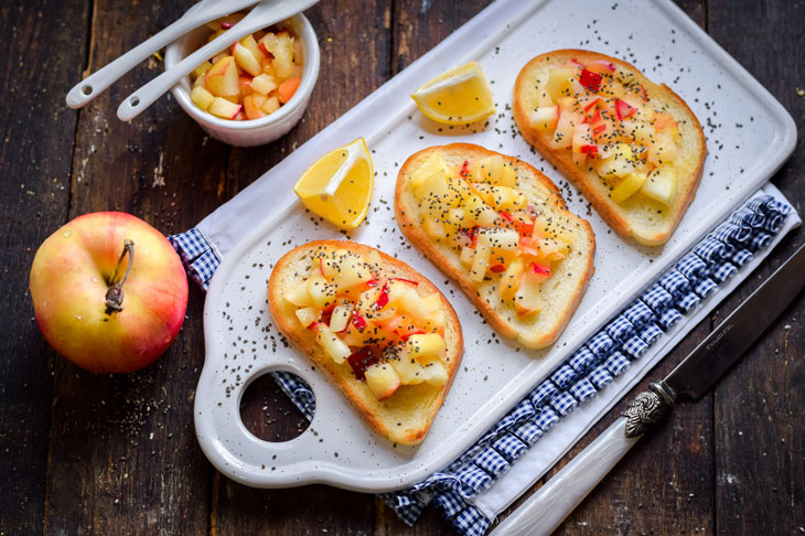 Гренки с яблоками Гренки с яблоками