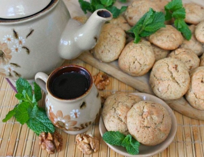 Печенье с грецкими орехами и корицей Печенье с грецкими орехами и корицей