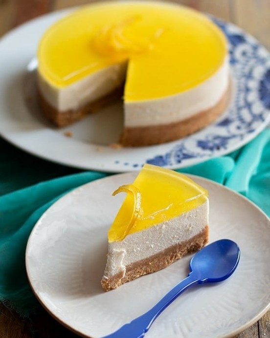 ​Йогуртово-лимонный торт без выпечки