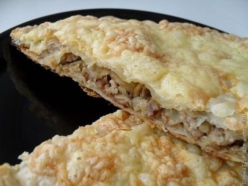 Слоеный пирог с грибами и фаршем Слоеный пирог с грибами и фаршем