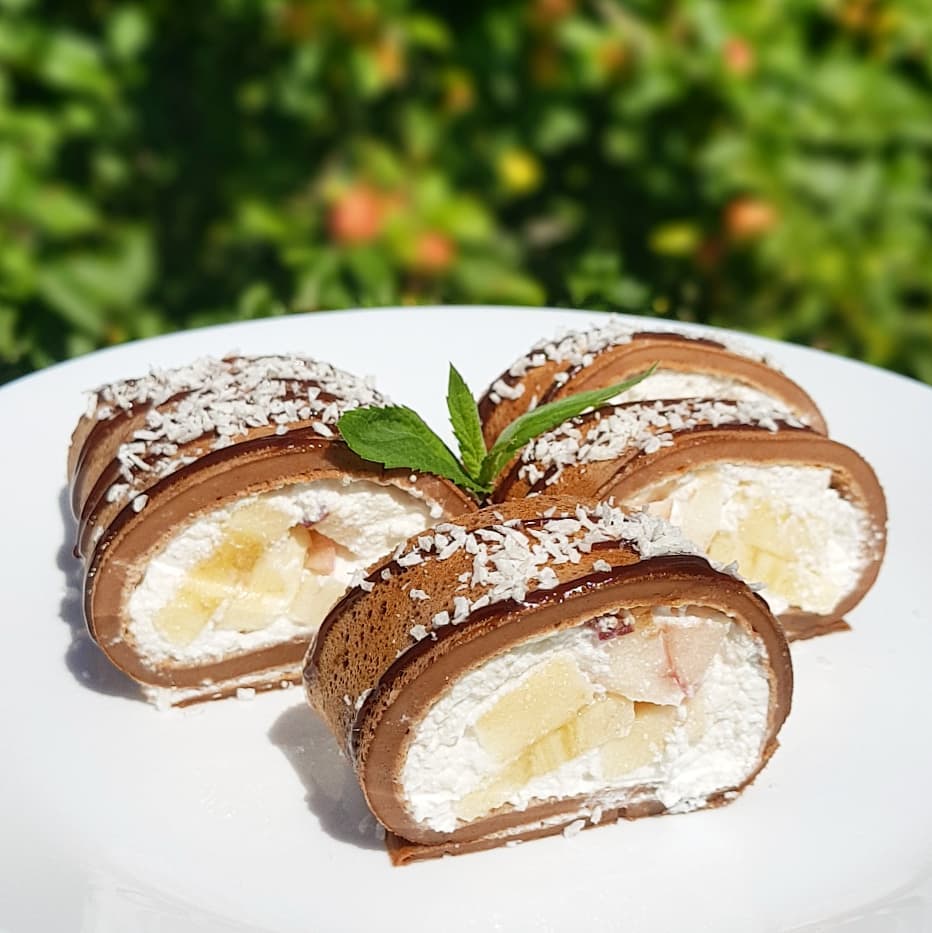 Рулет из блинчиков с начинкой