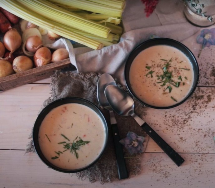 Крем-суп с курицей Крем-суп с курицей