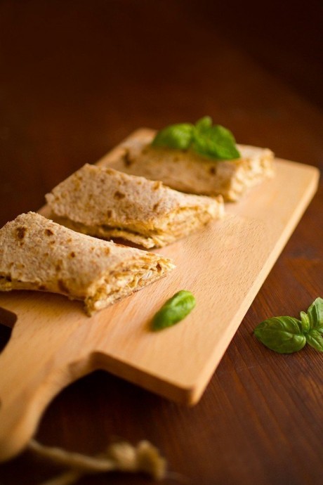 Рулеты из лаваша с курочкой и плавленым сыром Рулеты из лаваша с курочкой и плавленым сыром