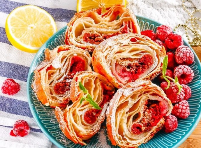 Раф с малиной