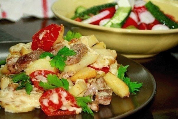 Картофель «По-французски» на сковороде Картофель «По-французски» на сковороде