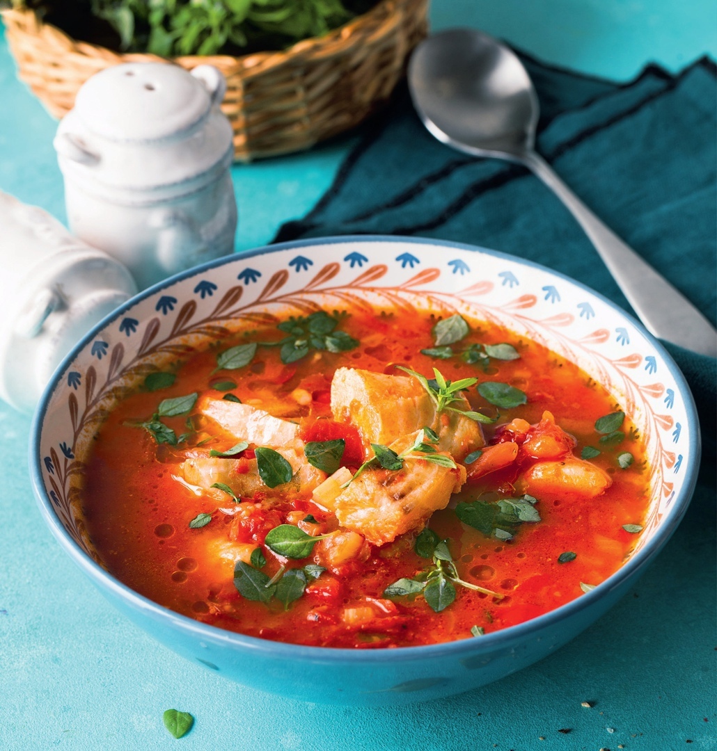 Испанский рыбный суп с апельсиновым соком