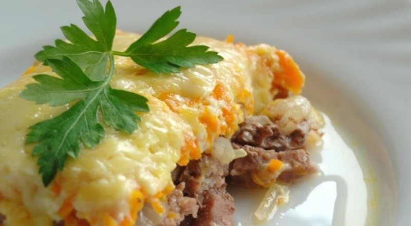 Говядина с овощами под сыром Говядина с овощами под сыром