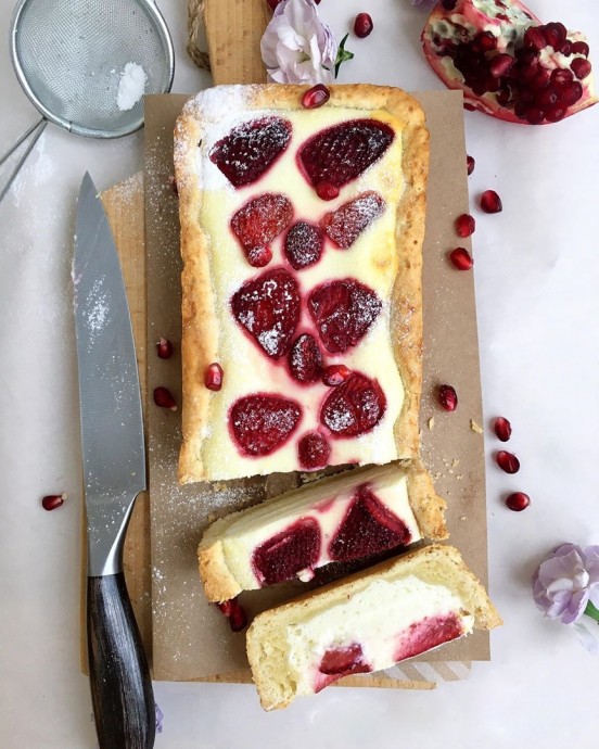 ​Творожный пирог с ягодами