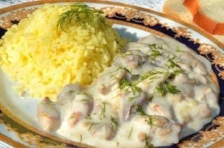 Курица в молочно-чесночном соусе Курица в молочно-чесночном соусе
