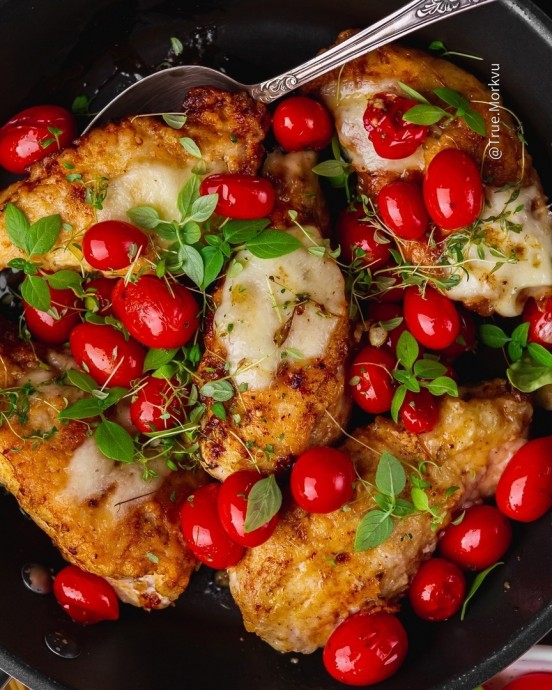 Куриные грудки по-флорентийски Куриные грудки по-флорентийски