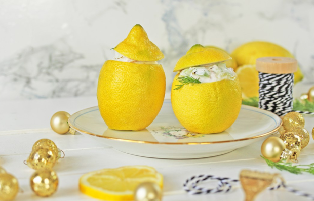 Лимоны, фаршированные семгой