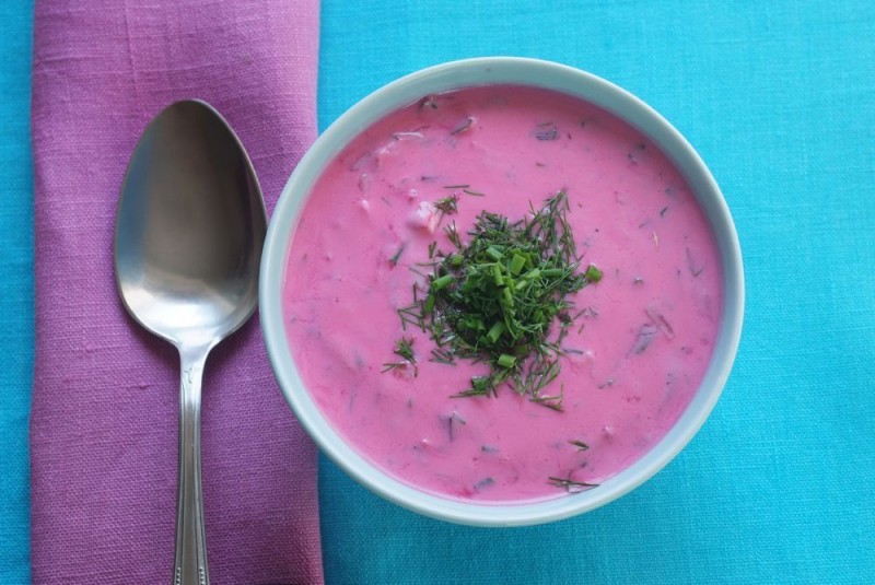 Балканский рецепт холодного свекольного супа с йогуртом
