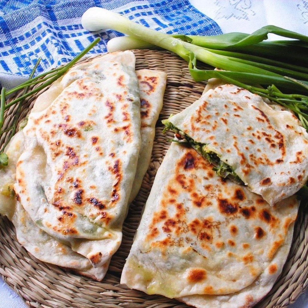 Сочные кутабы с зеленью