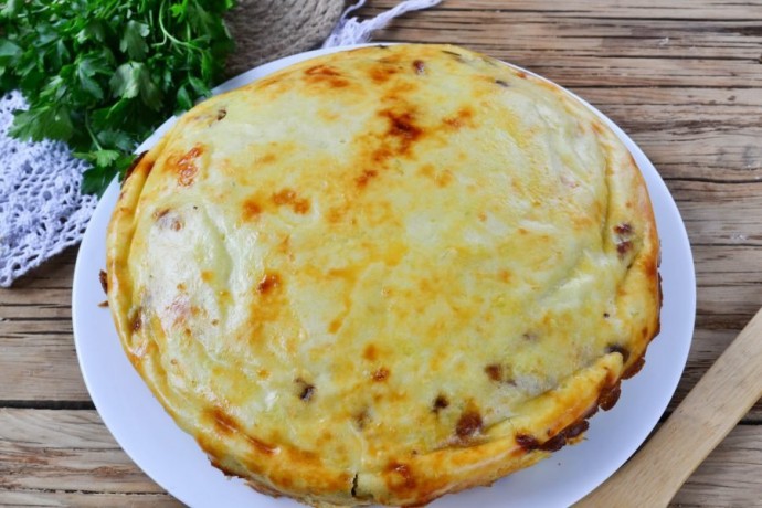 Картофельный пирог с тремя начинками Картофельный пирог с тремя начинками