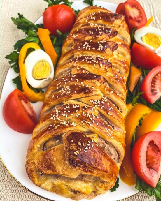Мясной пирог-косичка Мясной пирог-косичка