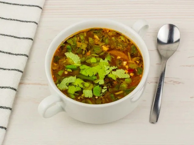 ​Грузинский суп из фасоли с овощами и рисом