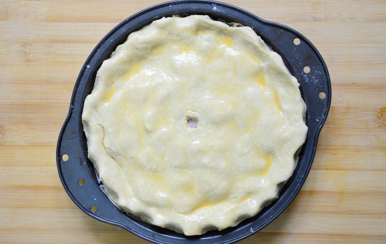Фото к рецепту: Тарт с картофелем, ветчиной и грибами