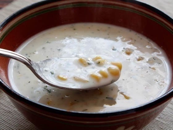 Фото к рецепту: Сырно-кукурузный суп