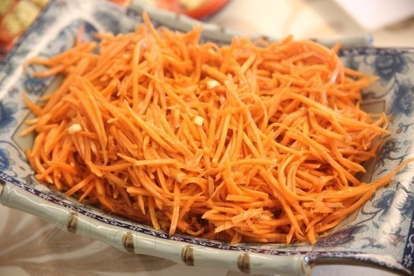 Фото к рецепту: Морковка по-корейски
